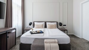 Rom – superior, 1 kingsize-seng | Minibar, safe på rommet, blendingsgardiner og lydisolert