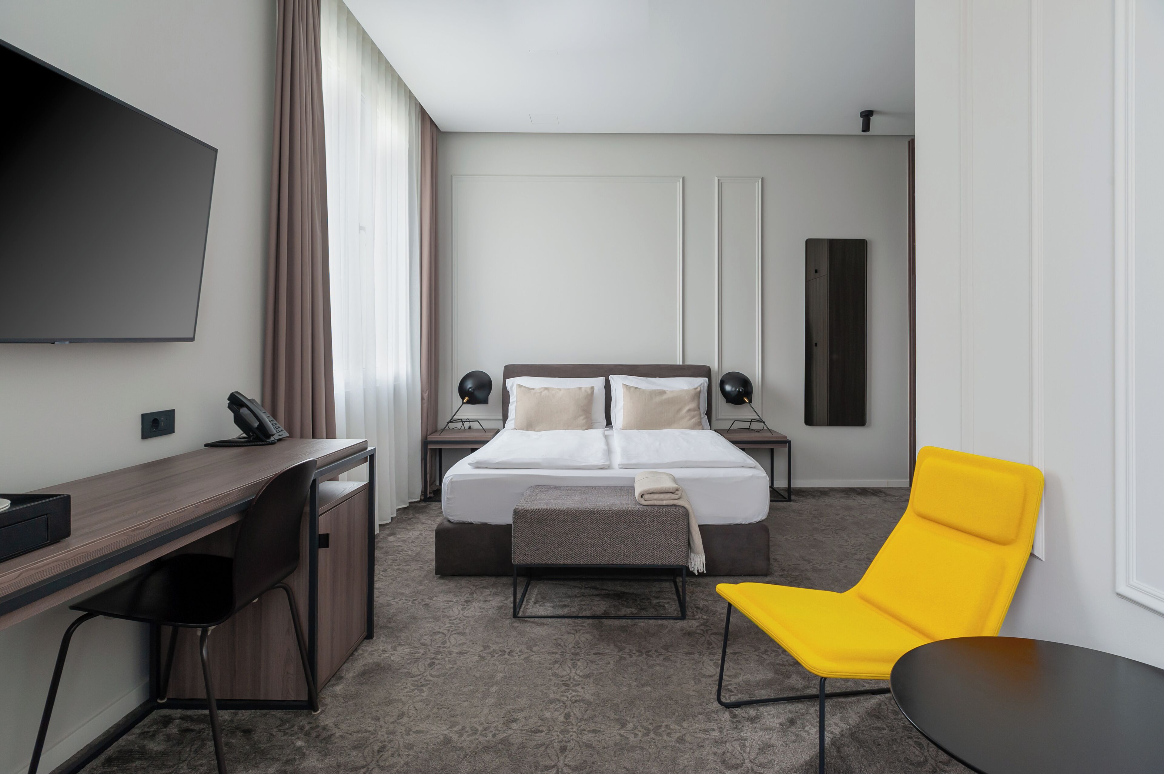 superior room, 1 king bed | 1 bedroom, minibar, in-room safe, blackout curtains