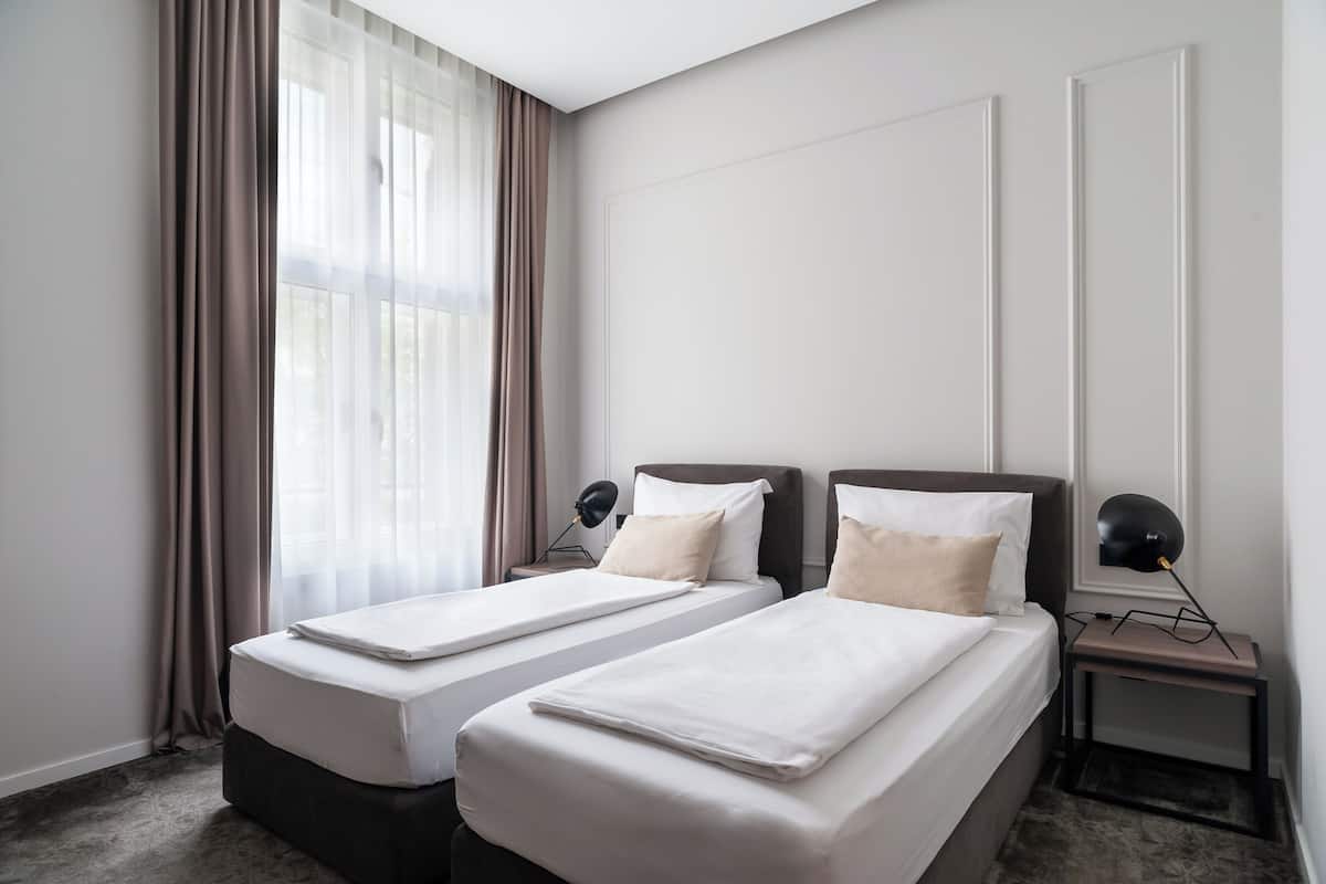 1 bedroom, minibar, in-room safe, blackout curtains