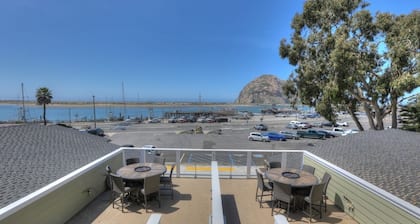 Salty Sisters Suites at Morro Rock - large suite with rock view