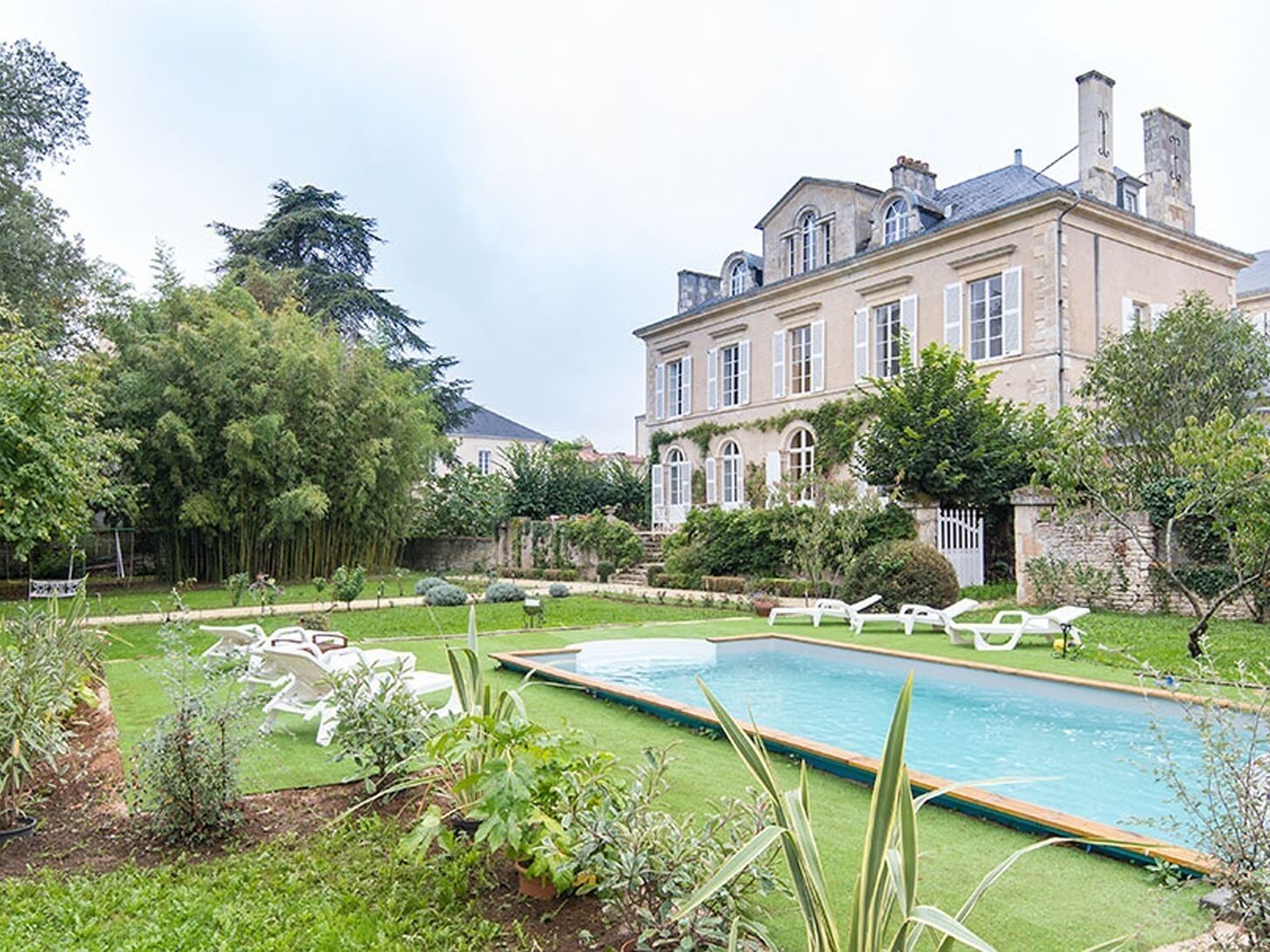 Beheizter Pool