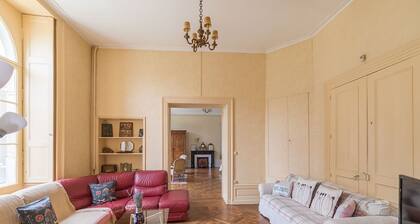 Suite-Family-Private Bathroom-Pool view-suite 4 etoiles