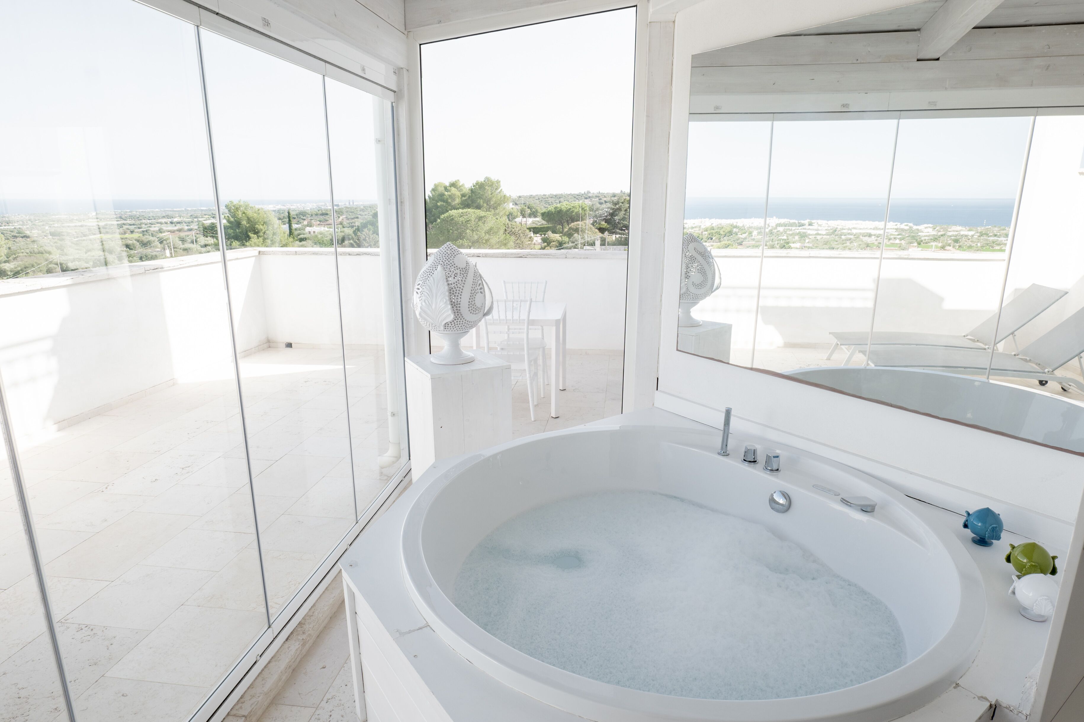 the 35 exclusive room | private spa tub