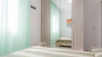 Apartment, 2 Bedrooms | 2 bedrooms, cribs/infant beds, free WiFi