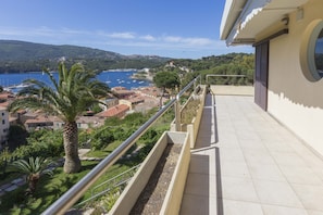 Appartement, 2 chambres | Terrasse/Patio