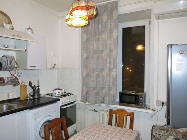 Apartment, 1 Schlafzimmer | Eigene Küche | Großer Kühlschrank, Mikrowelle, Ofen, Herdplatte