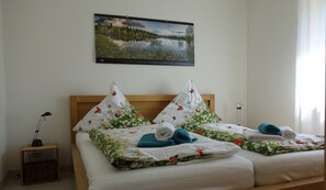 1 bedroom, iron/ironing board, free WiFi, bed sheets - Sehr Hell und Freundlich Gestaltete Ferienwohnung für 2 bis 4 Personen mit Wlan (Norddeich)