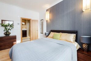 奢華公寓 | 3 間睡房、熨斗/熨衫板、免費 Wi-Fi、床單