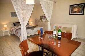1 chambre, fer et planche Ă repasser, Wi-Fi
