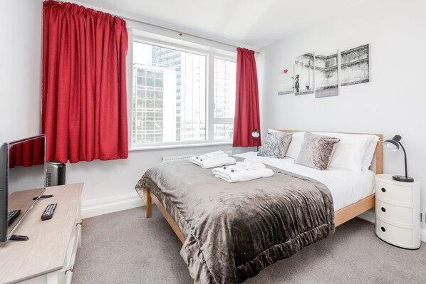 Room - Stylish Riverview Apt with Roof Terrace (London)