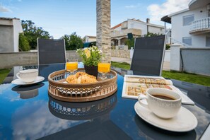 Apartment (A2) | Terrace/patio - Apartments Kosic (Vir)