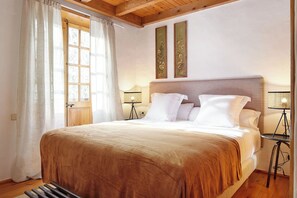 4 chambres, fer et planche Ă repasser, Wi-Fi gratuit, draps fournis