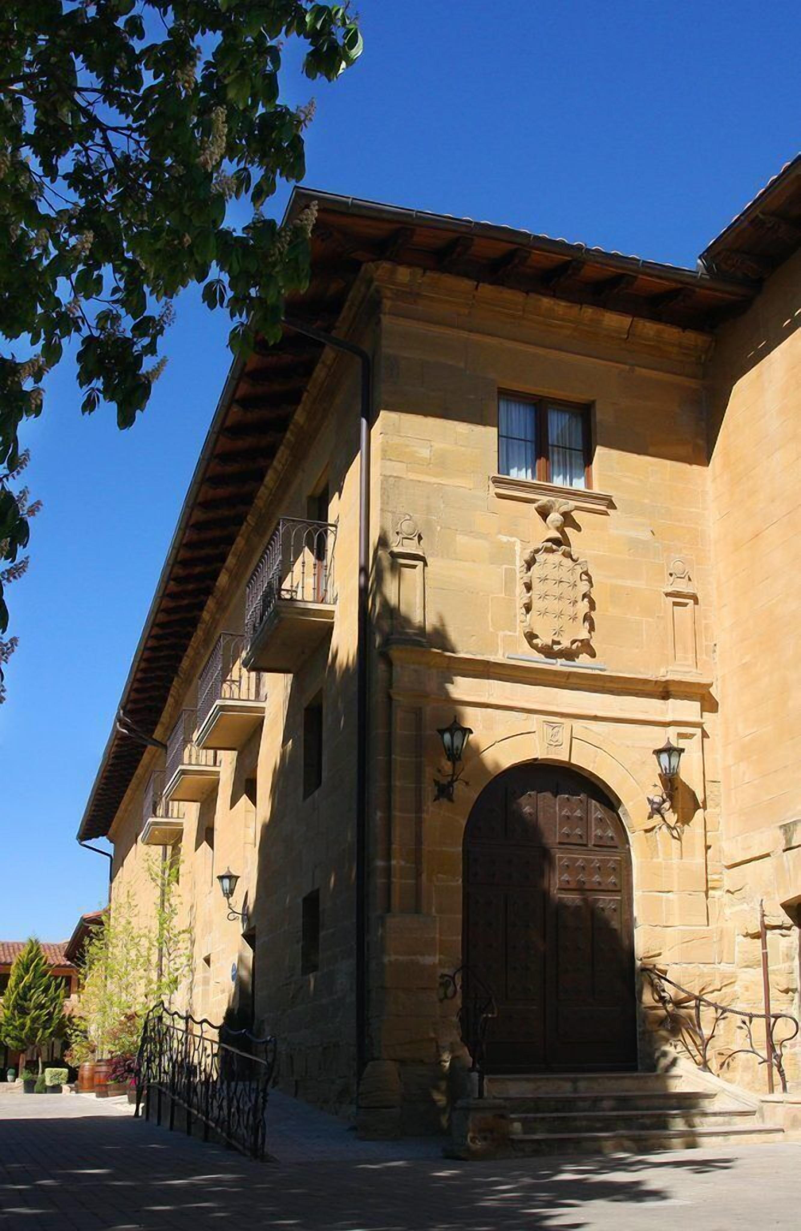 Majoituspaikan julkisivu