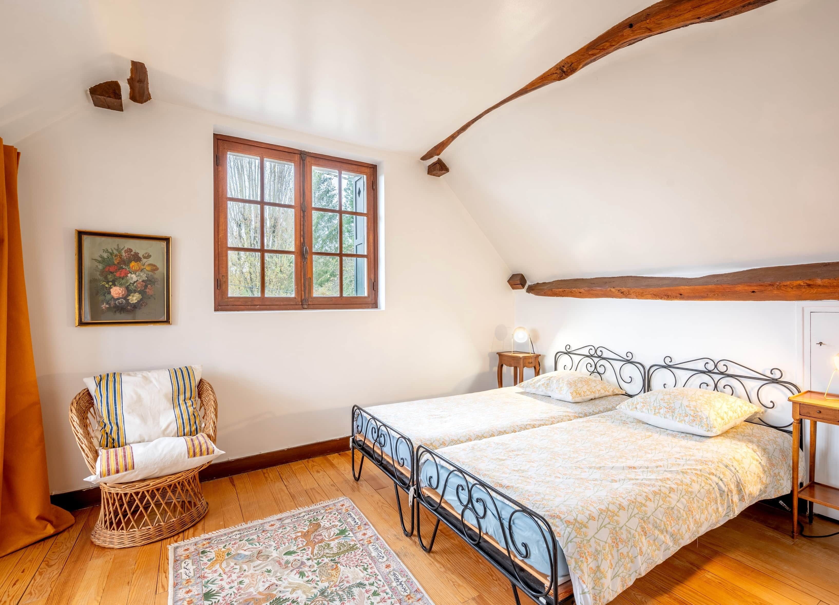 3 bedrooms, iron/ironing board, WiFi