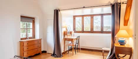 3 Schlafzimmer, Bügeleisen/Bügelbrett, WLAN