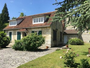 Exterior - Le Clos Saint Jean Traditional Vexin house (Lavilletertre)
