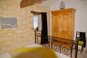 2 makuuhuonetta, Wi-Fi, pääsy pyörätuolilla