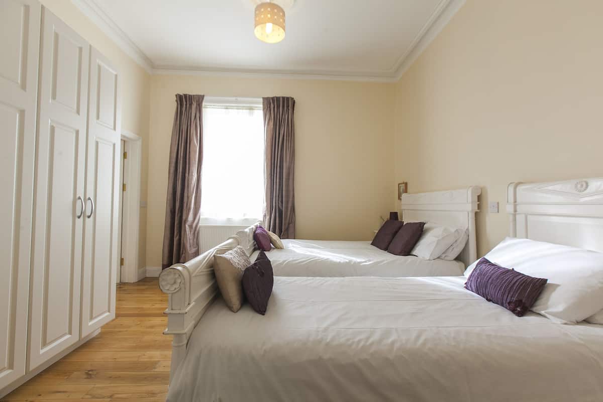 Apartment (Padraig Pearse)