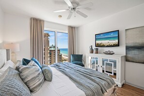 3 makuuhuonetta, työpöytä, silitysrauta/-lauta, ilmainen Wi-Fi