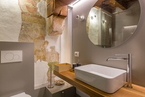 Shower, free toiletries, hair dryer, bidet - Suite Massalongo Arti e Mestieri (Verona)