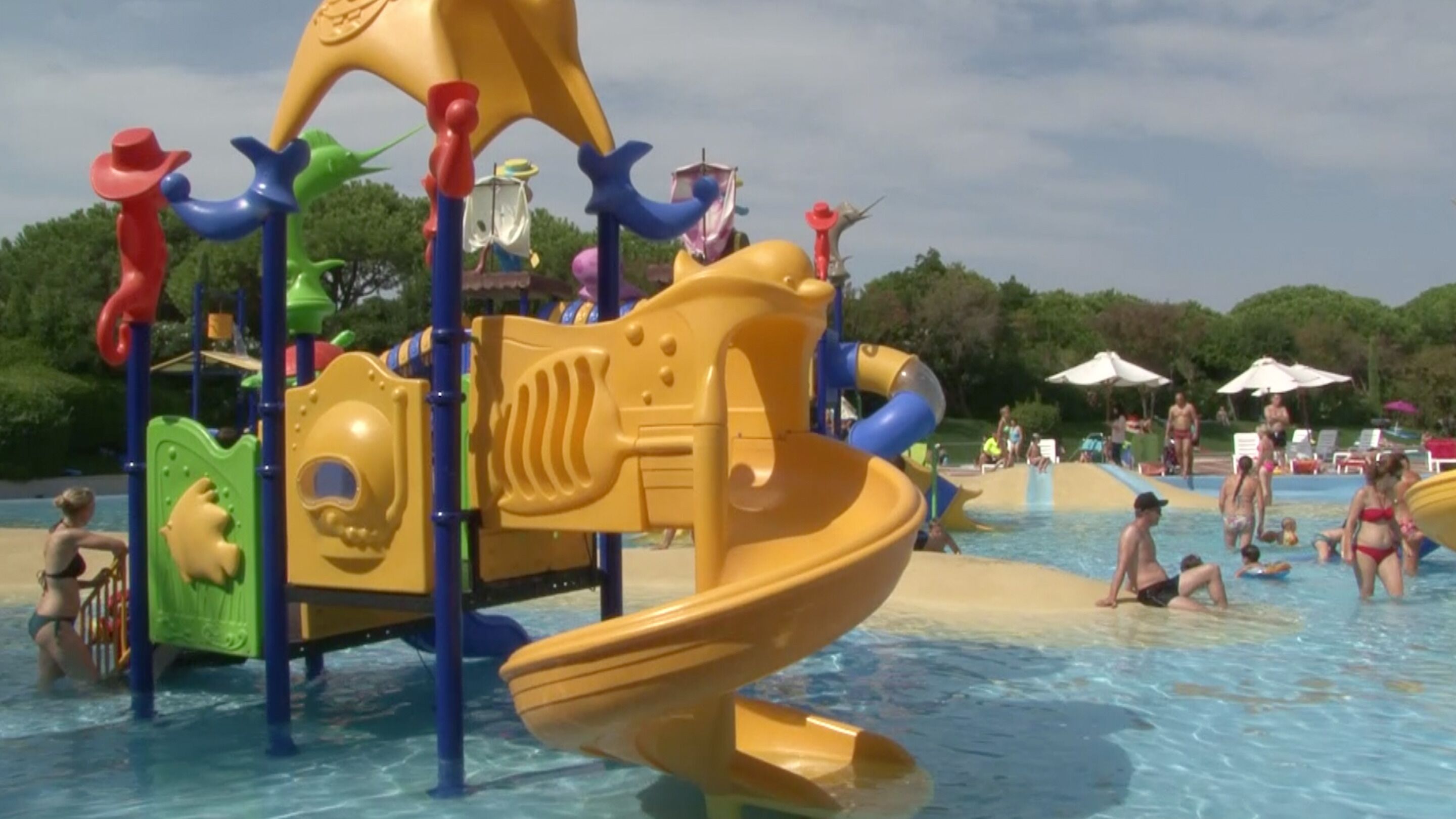 Seasonal outdoor pool