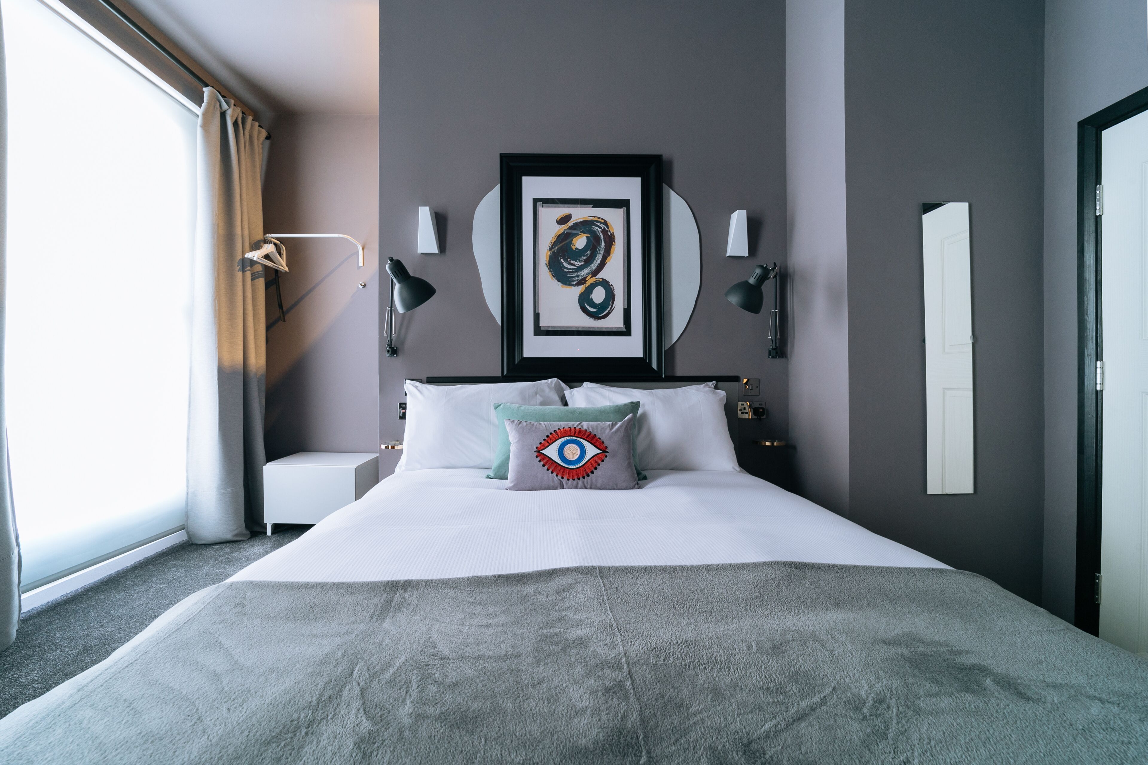 Photo - The Warwick By Nestor