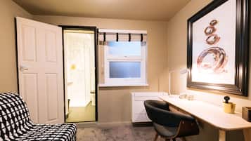 Family Triple Room (Lower Ground) | Literie de qualité supérieure, surmatelas, décoration personnalisée