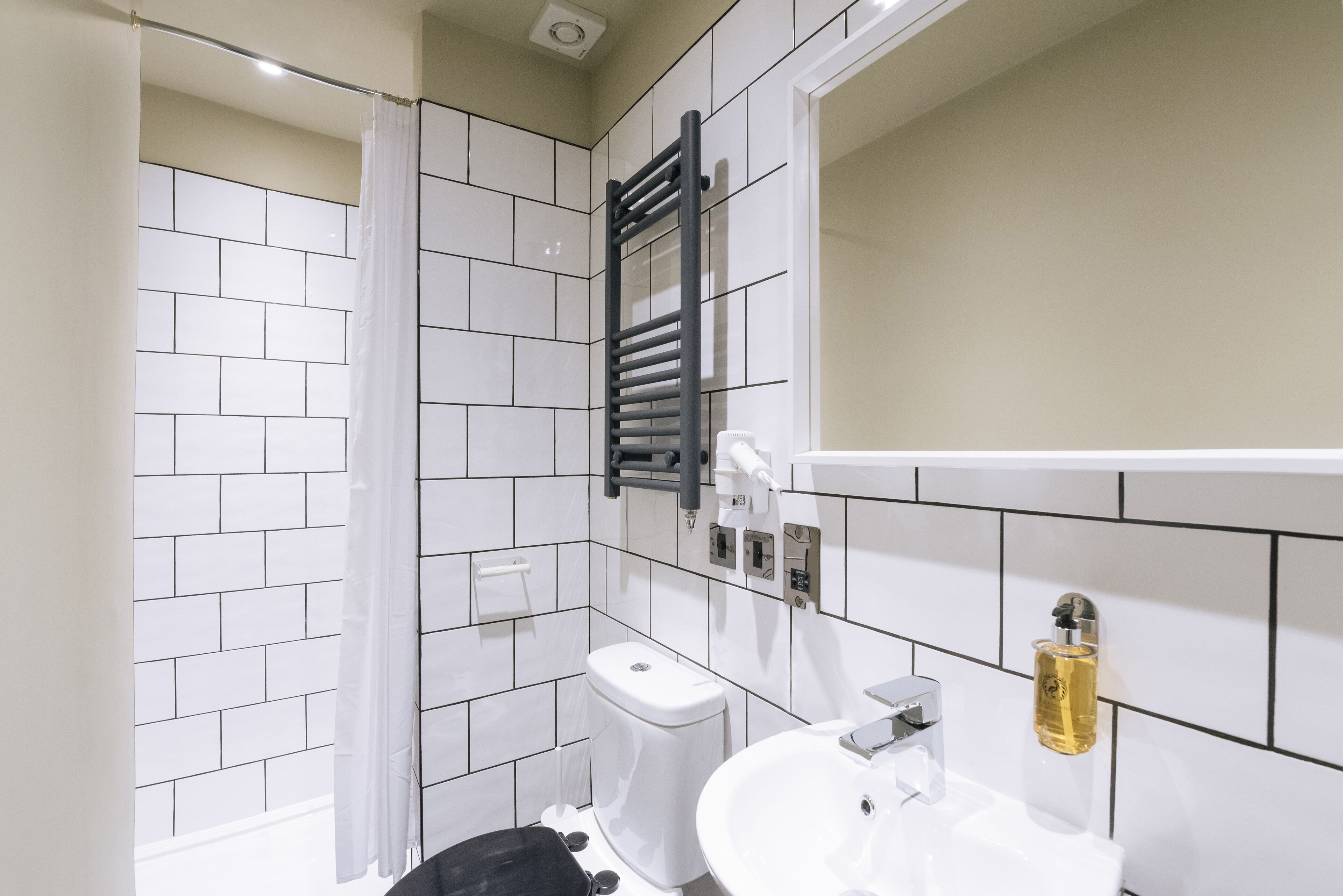 Foto - The Warwick By Nestor