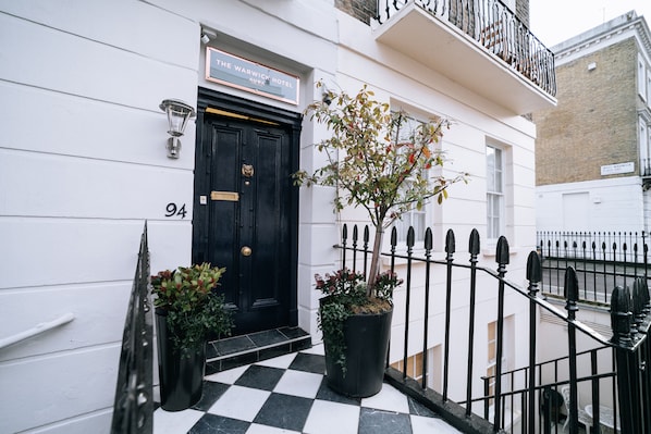 Majoituspaikan sisäänkäynti