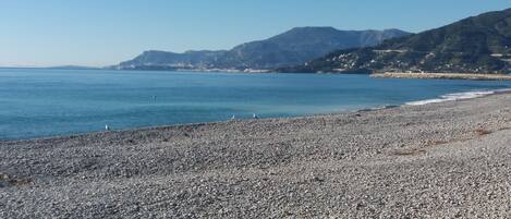 Beach nearby, sun loungers