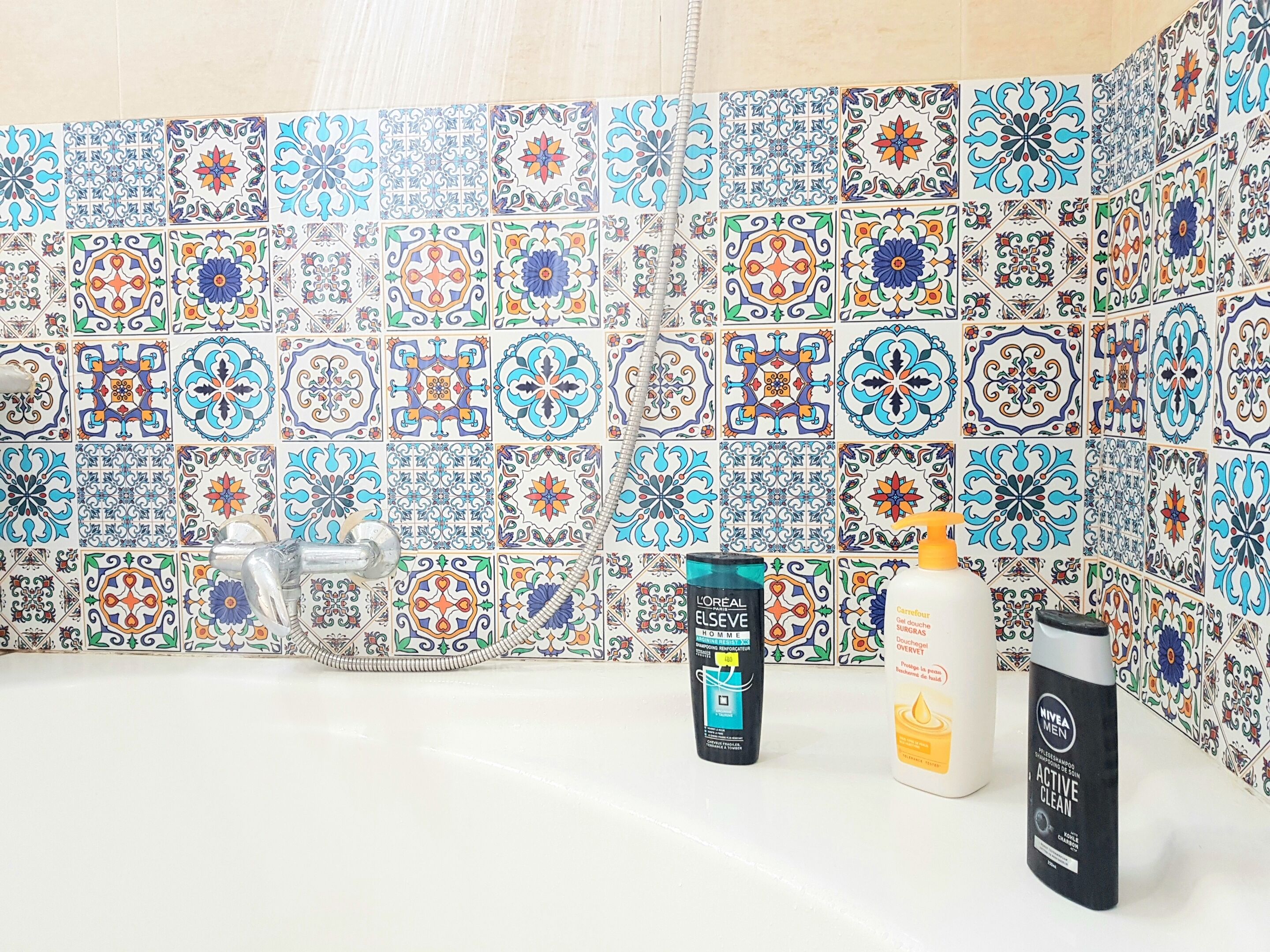 Bathroom amenities