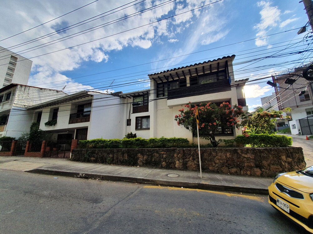 Green Door Boutique Hostel San Gil image
