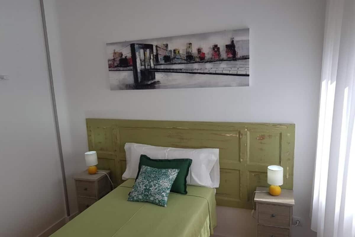Chambre Simple, salle de bains commune