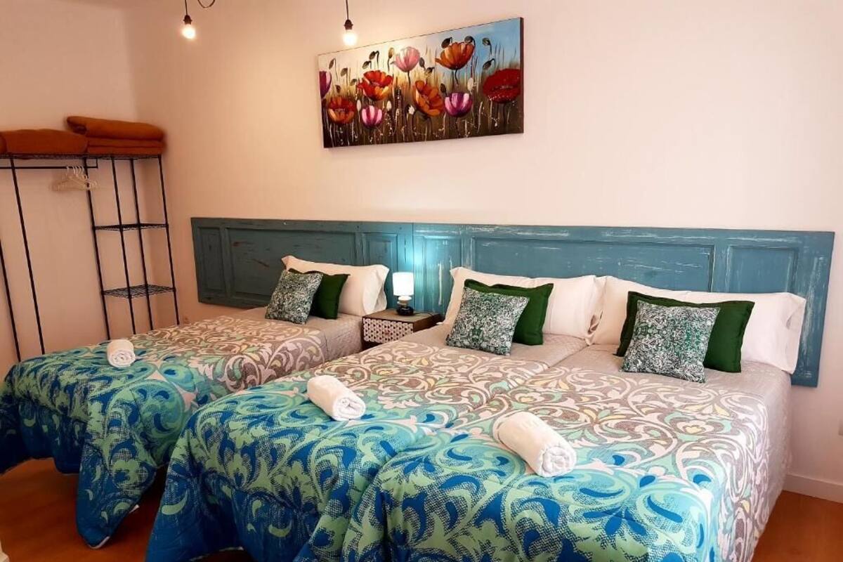 Kamar Keluarga, kamar mandi umum | Meja kerja, Wi-Fi gratis, dan seprai linen
