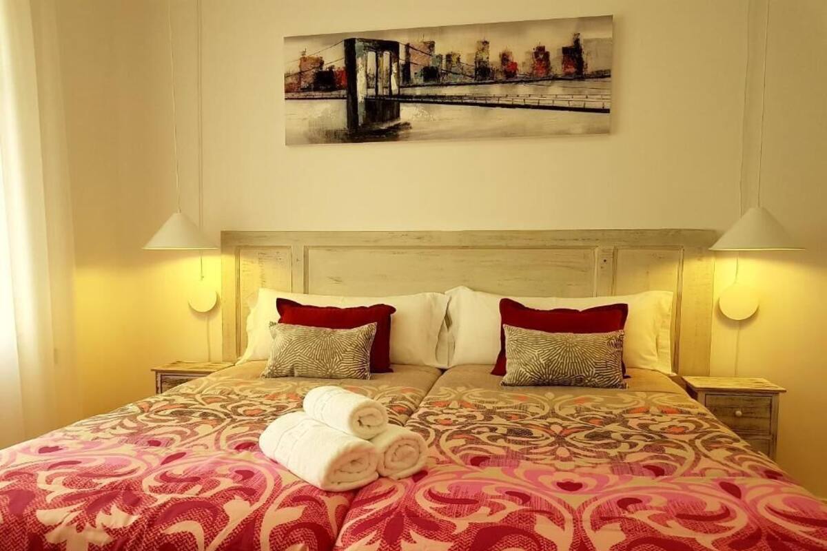 Kamar Twin, kamar mandi umum | Meja kerja, Wi-Fi gratis, dan seprai linen