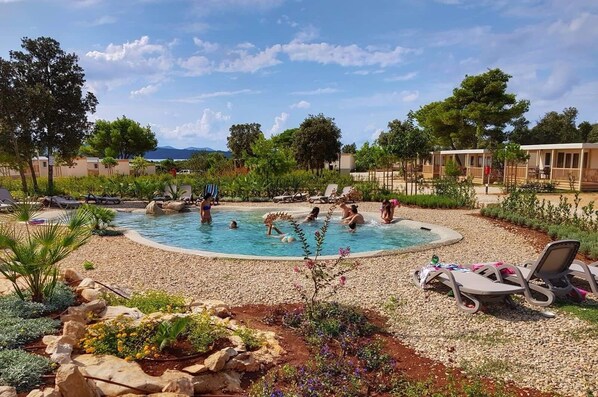 Outdoor pool, a heated pool