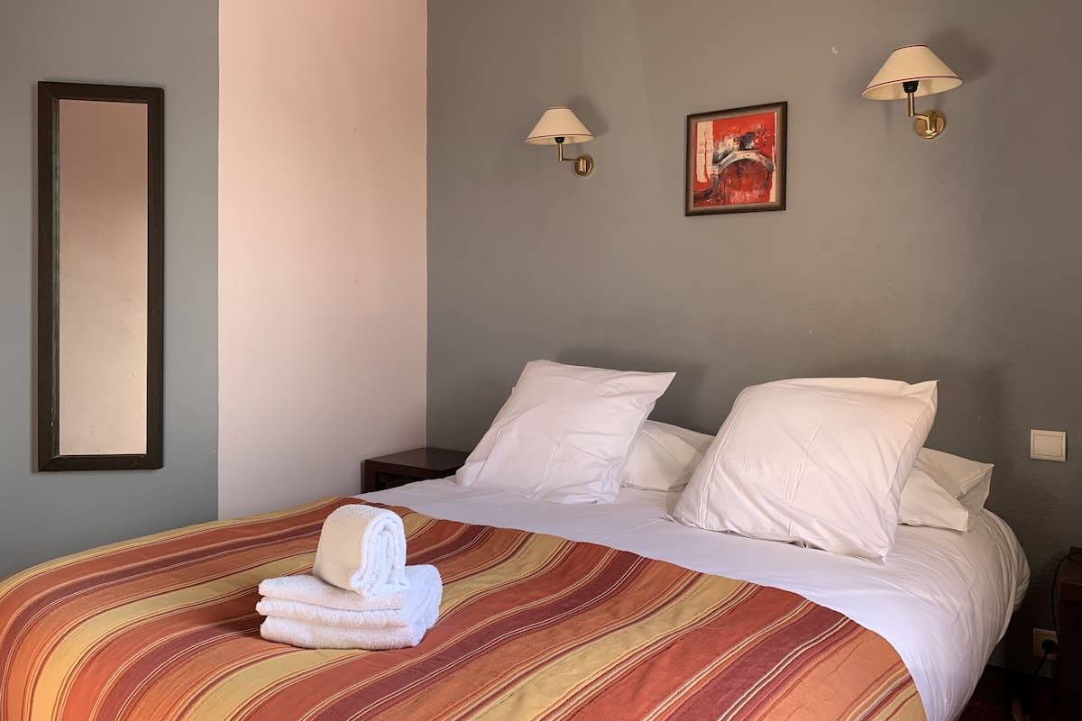 Classic Double Room | Individually decorated, individually furnished, desk, laptop workspace