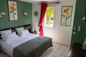 Classic Double Room | Individually decorated, individually furnished, desk, laptop workspace - Le Mas De Gaujac (Lezignan-Corbieres)