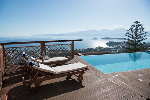 Villa Mirabello Gulf