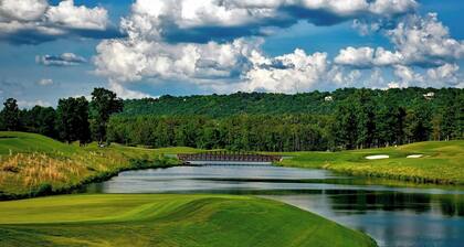 Snowmobile, Skiing, and Outdoor Paradise/Cabin