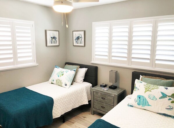 2 bedrooms, iron/ironing board, WiFi, bed sheets