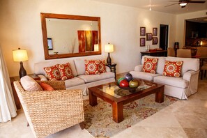 Condo, 2 Bedrooms | Living room