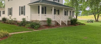 Beautiful Farmhouse Stay!
