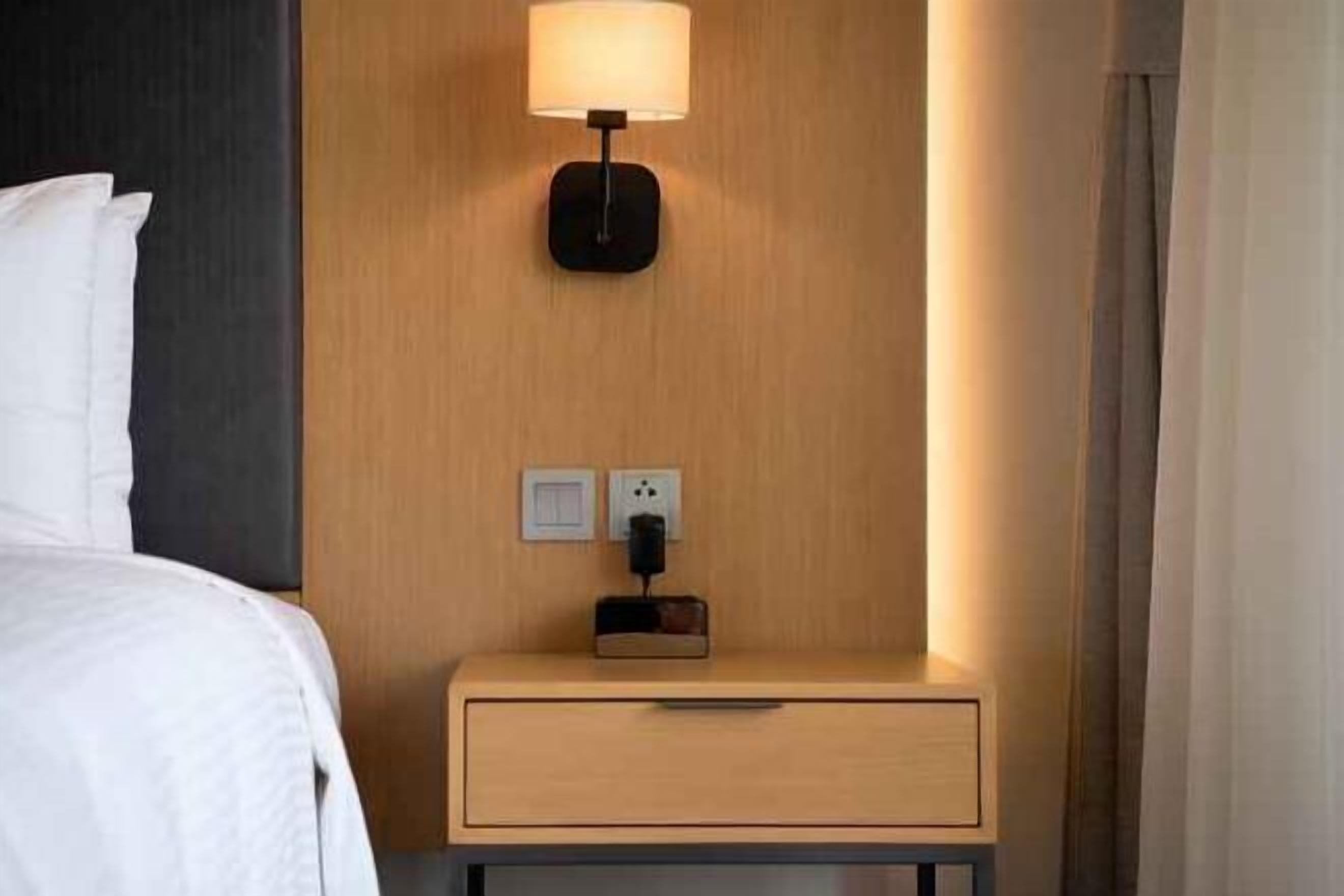 Minibar, in-room safe, desk, laptop workspace