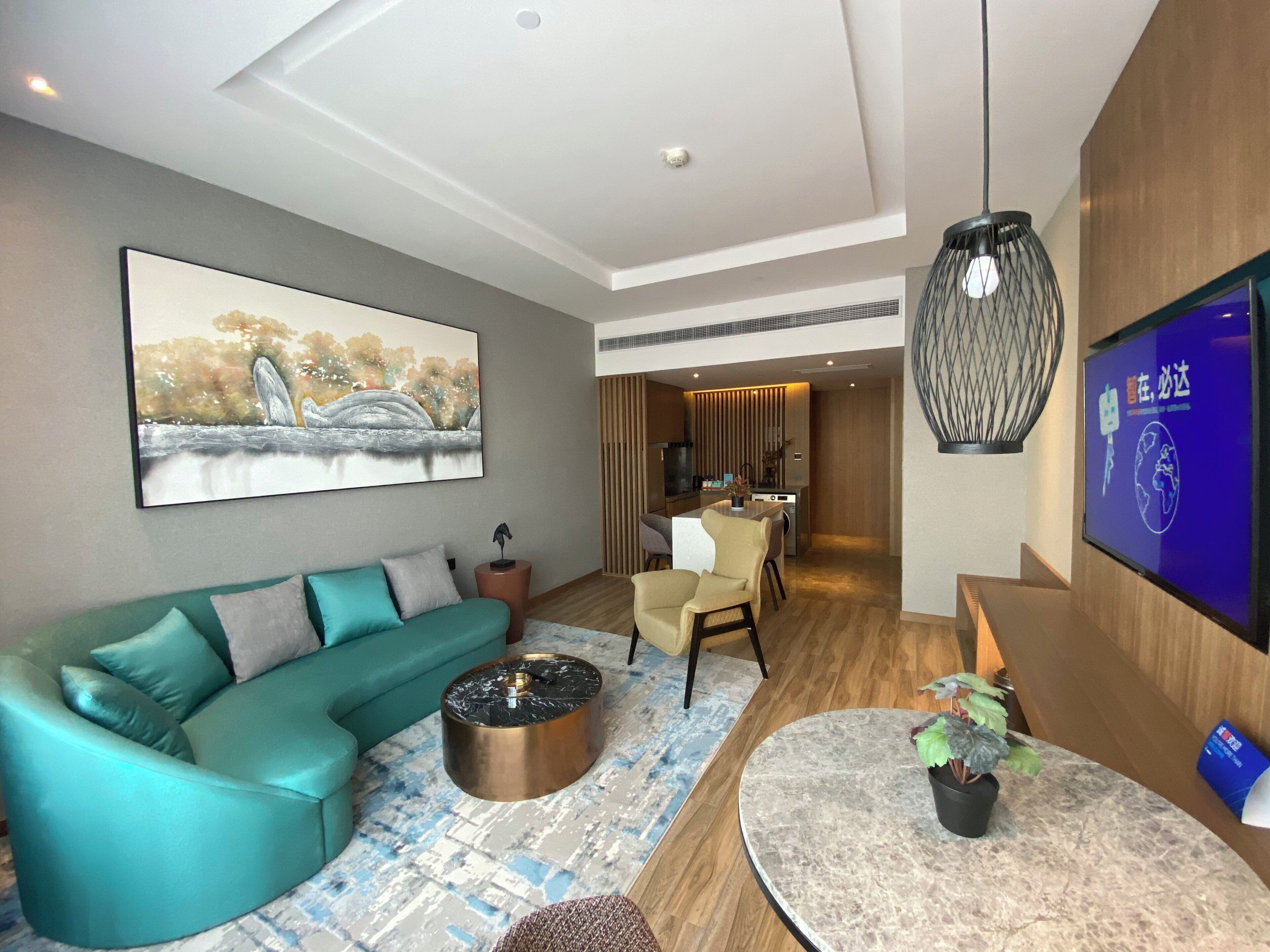 In-room safe, soundproofing, WiFi (surcharge)