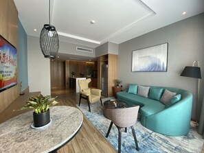 In-room safe, soundproofing, WiFi, wheelchair access - Holiday Inn Express Liaocheng Chiping by IHG (Liaocheng)