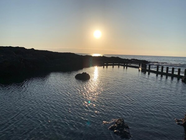 Utendørsbasseng