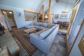 Appartamento Signature, 2 camere da letto, caminetto, vista cortile (Quicksilver 1626) | Esterni