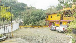 Free self parking - OYO Hotel Coyopolan (Xico)