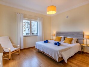 4 bedrooms, travel crib, free WiFi - Stunning private villa for 11 people with private pool, A/C, WIFI, TV and terrace (Galé)